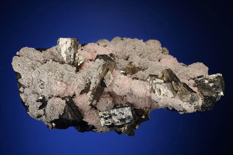 ARSENOPYRITE on RHODOCHROSITE